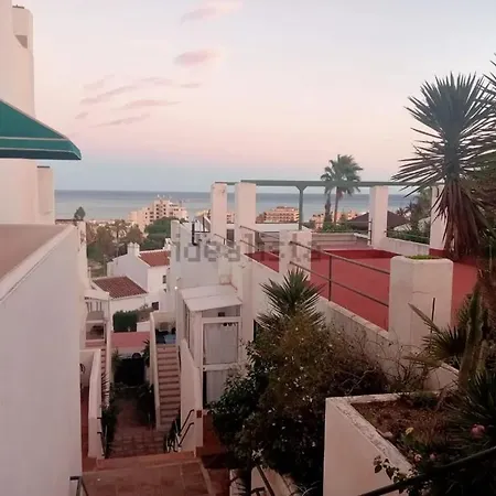 2br & Pool & Terrace & Walk To *