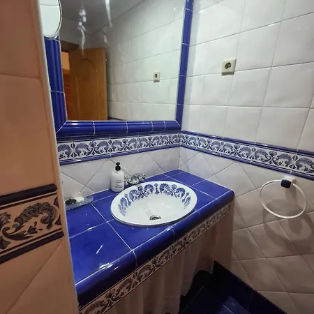 2br & Pool & Terrace & Walk To Apartament *