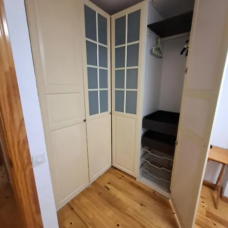 2br & Pool & Terrace & Walk To